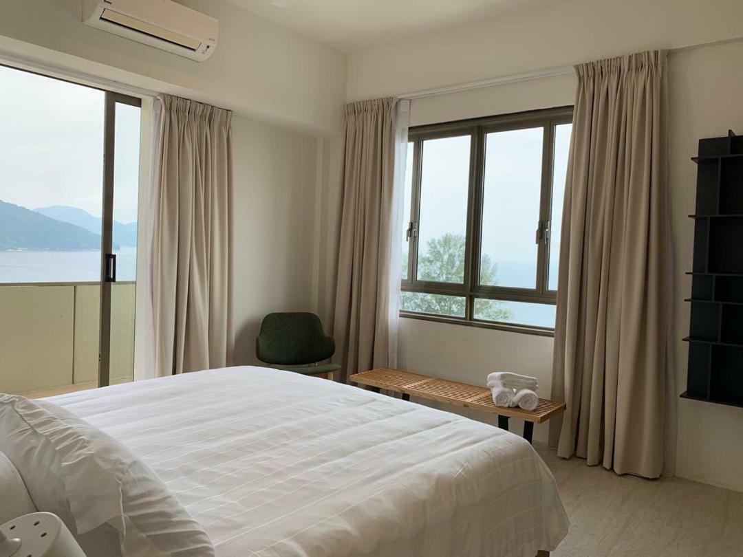 By The Sea Suites - Managed By Sdb Host Batu Ferringhi Exterior foto